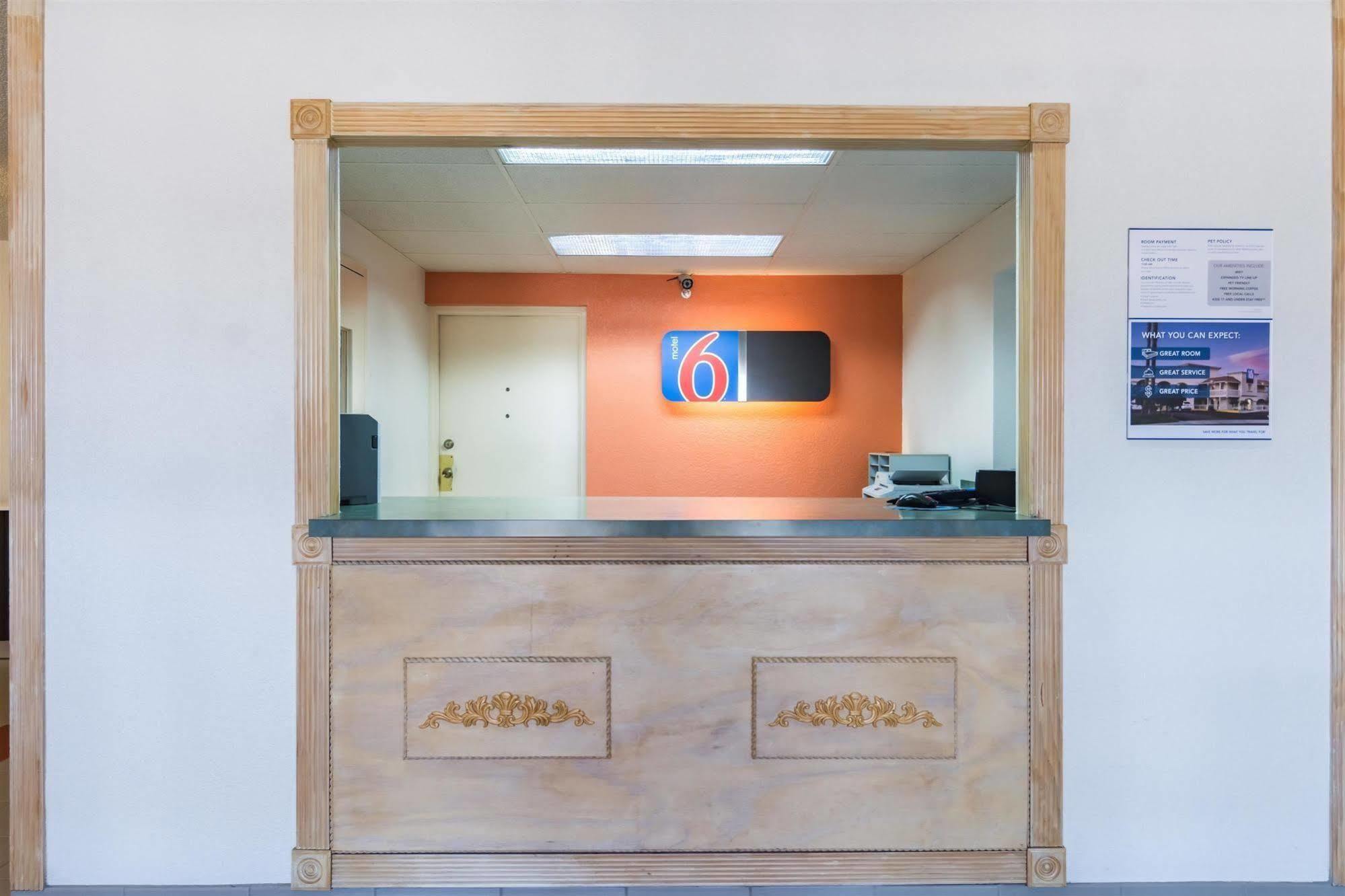 Motel 6-Arkadelphia, Ar Екстериор снимка