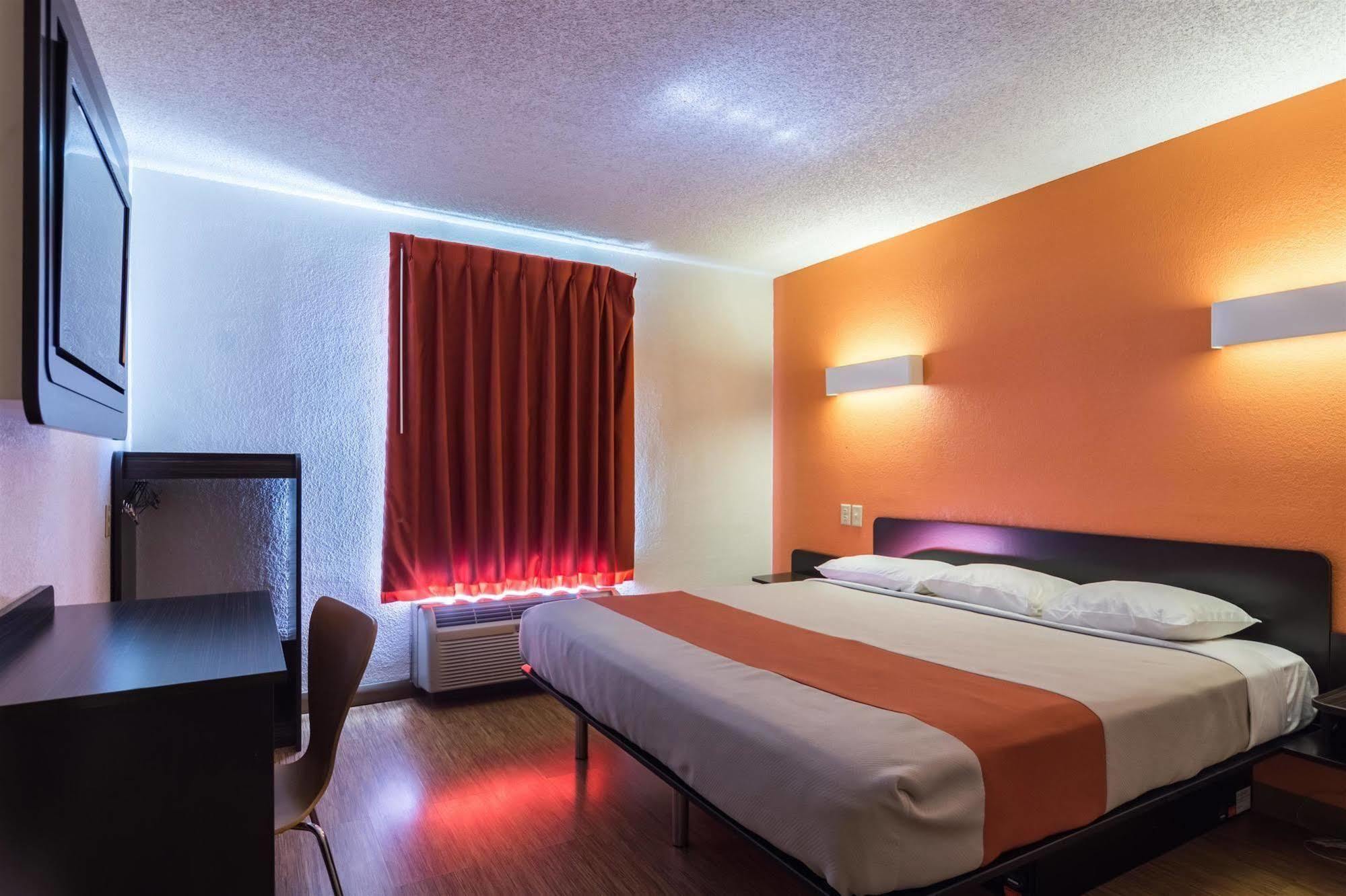 Motel 6-Arkadelphia, Ar Екстериор снимка