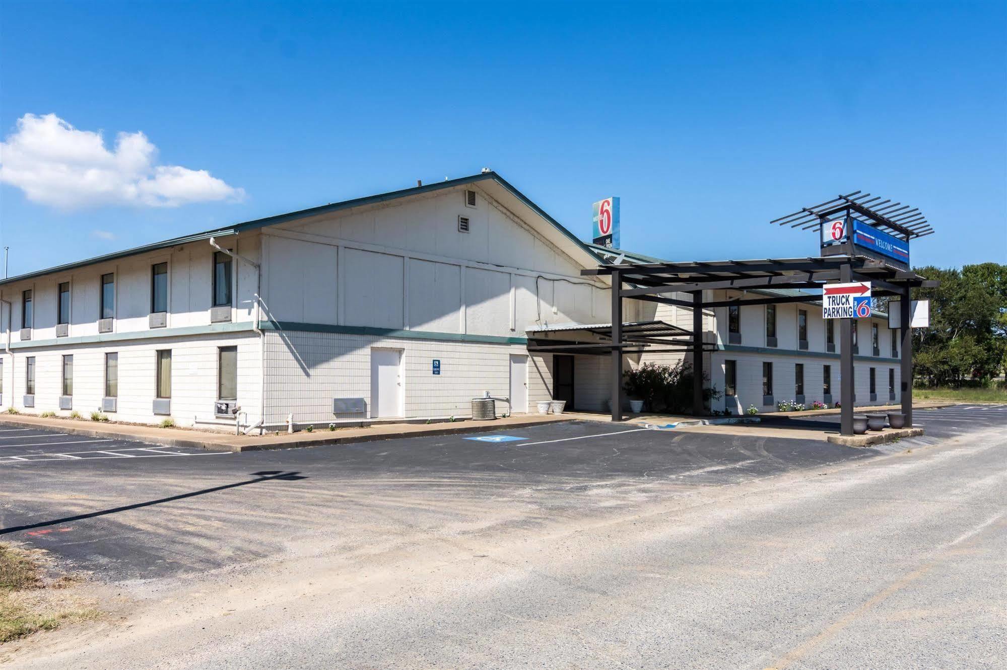 Motel 6-Arkadelphia, Ar Екстериор снимка